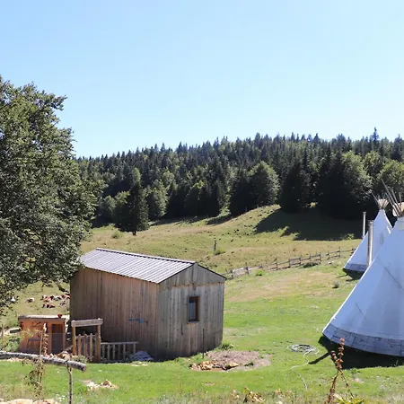 Village Tipi La Féclaz
