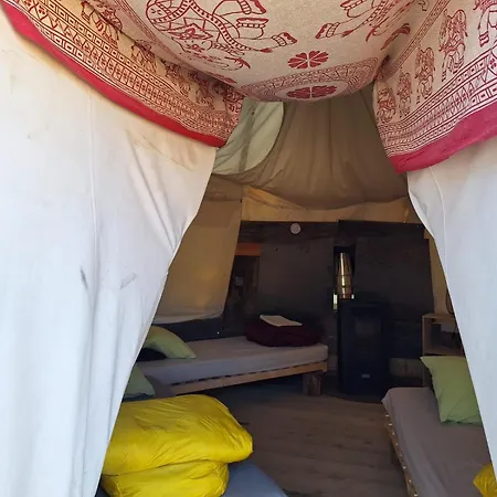 Village Tipi La Féclaz