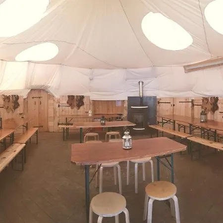 Village Tipi La Féclaz