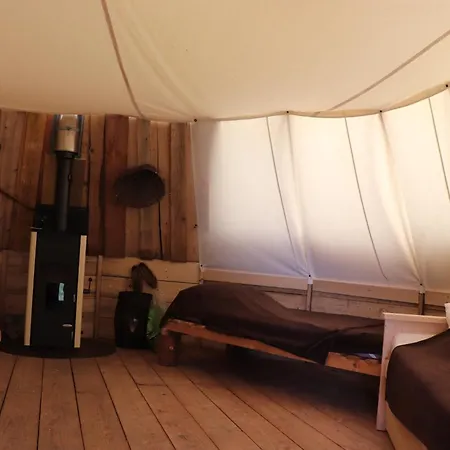 Village Tipi Campismo de Luxo *