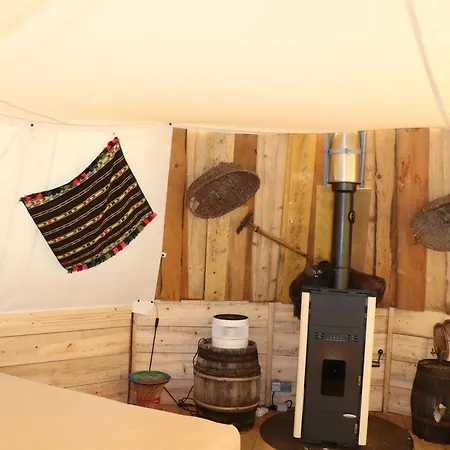 Village Tipi *